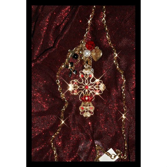 Cross Pendant Crown Jewels w/ Dangling Charms (C) - Picture 10 of 16